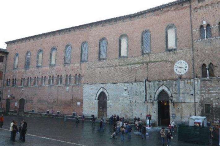 Il futuro del Santa Maria della Scala spacca il Pd in Consiglio comunale a Siena