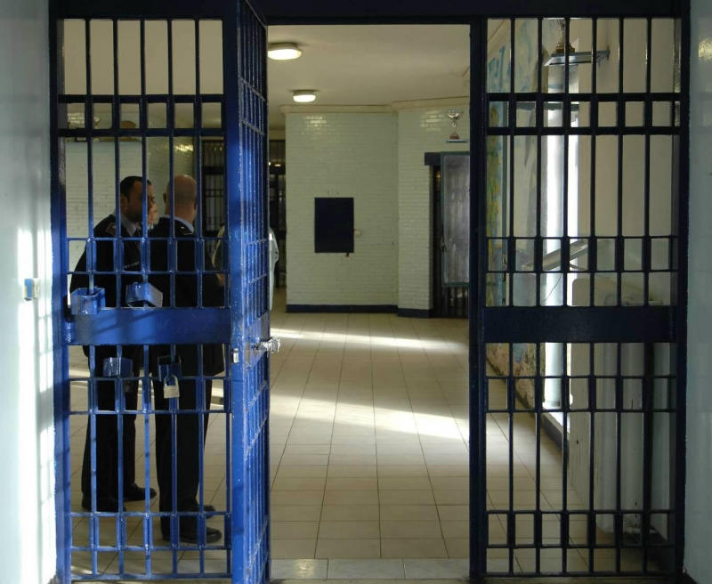 Sovraffollamento nelle carceri, diffida alle Asl toscane per il diritto alla salute