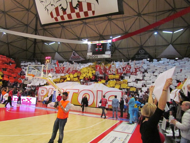 Basket, il derby toscano infiamma le tifoserie di Pistoia e Siena