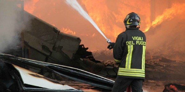 Incendio di Prato, scattano gli arresti