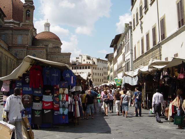 Firenze, la storia del mercato di San Lorenzo