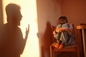 Bimbi contesi e violenza assistita, in Toscana 4500 vittime in 3 anni