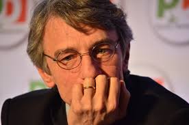L’europarlamentare Sassoli contestato a Siena, salta l’incontro all’Università