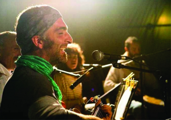 Storie di titani, contadini e pescatori nel cd di Alessio Guarnieri. …