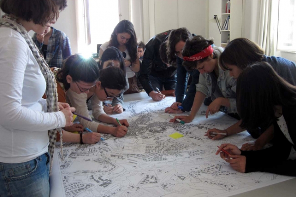 Realtà e simboli in mostra dal 1 giugno, Siena sotto/sopra nelle opere degli studenti