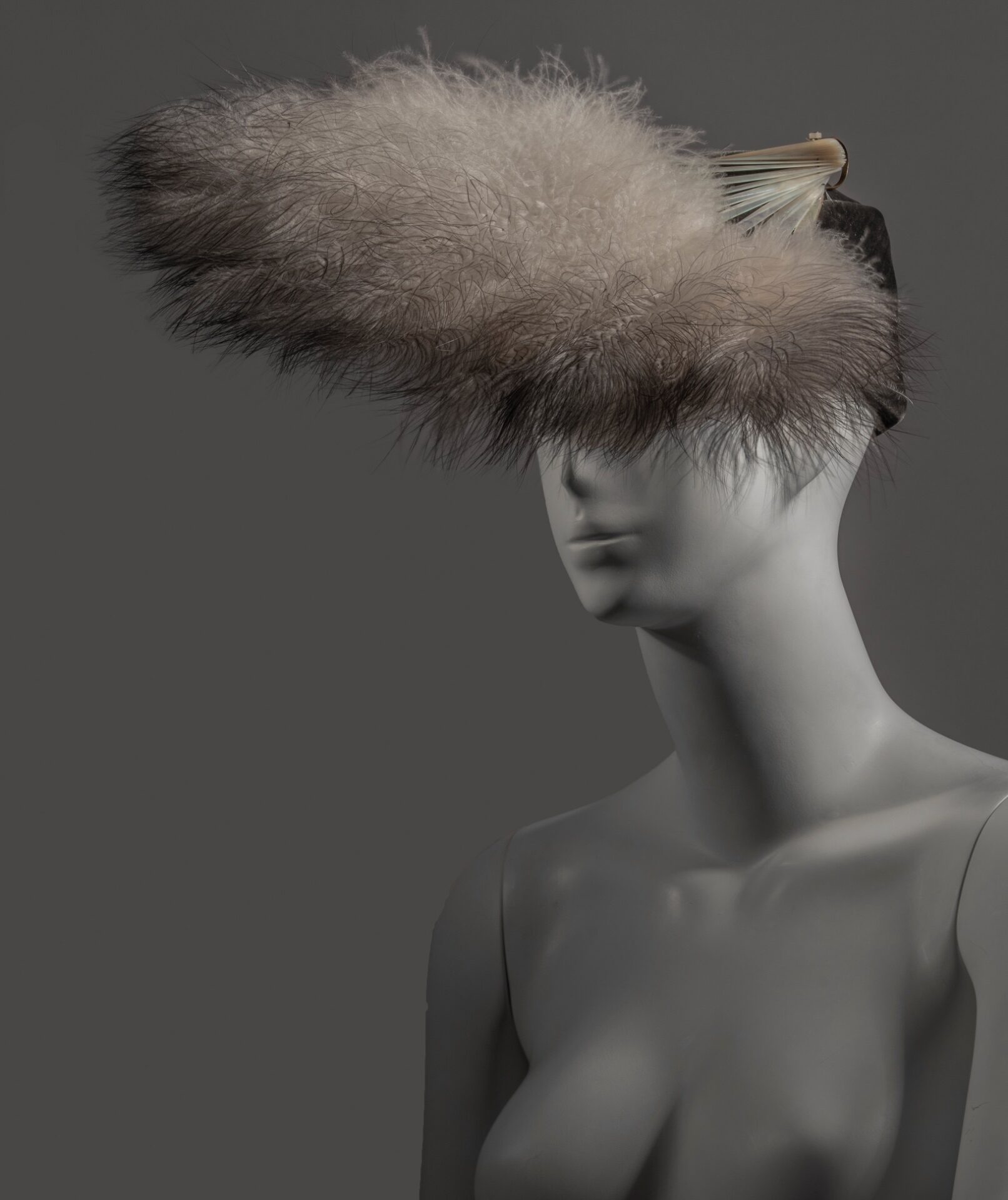 Cappello, mon amour. A Palazzo Pitti mostra tra arte e stravaganza