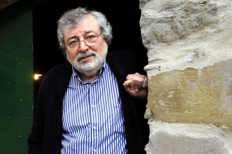 Regalo di Natale. Guccini annuncia un libro di racconti montanari