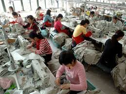 “Lavoro sicuro” in Toscana, controlli in 4400 aziende cinesi «perché non si ripetano più tragedie»