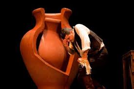 La pentola d’oro all’Obihall, il 22 maggio in scena il grande classico di Plauto