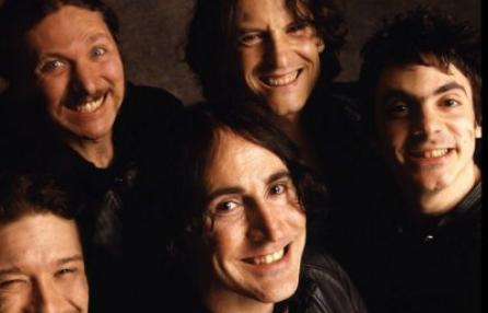 Prato Estate con gli Afterhours, il 25 luglio in piazza Duomo “Hai paura del buio?”