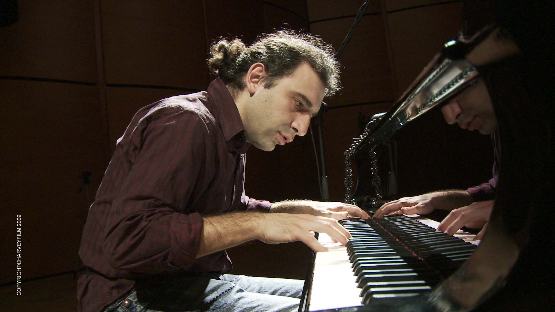 Stefano Bollani e Gloria Campaner per il gran finale di PianoForte Sostenibile
