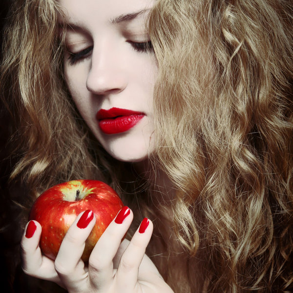 La mela è afrodisiaca per le donne. Uno studio fiorentino riabilita il frutto del peccato