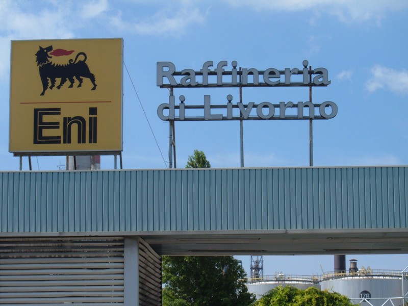 Eni Livorno, la Regione chiede certezze al Ministro Guidi