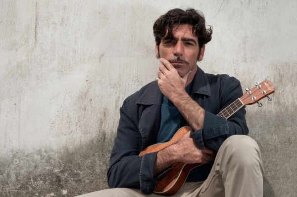 Cover, brani di repertorio e poesie, il 23 agosto a  Gavorrano  Bobo Rondelli Trio in concerto