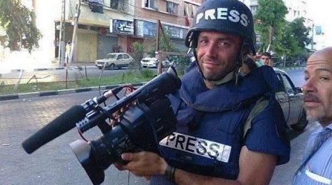 Reporter italiano morto a Gaza, i funerali domani a Pitigliano