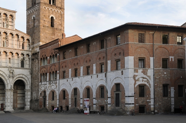 Arte e storia al Monte di Lucca, il 4 ottobre visite guidate alla scoperta della banca
