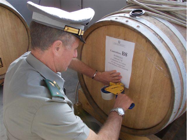 Nobile di Montepulciano non tracciato. Nuovo sequestro di vino in Toscana