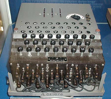 “Enigma” a Siena, dal 19 novembre in mostra la macchina crittografica della Seconda Guerra …