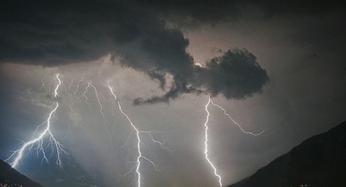 Maltempo in Toscana, scatta l’allerta meteo per piogge e vento