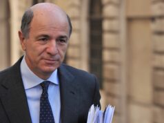 Mps, Corrado Passera in lizza per la presidenza In lizza per la presidenza di Mps