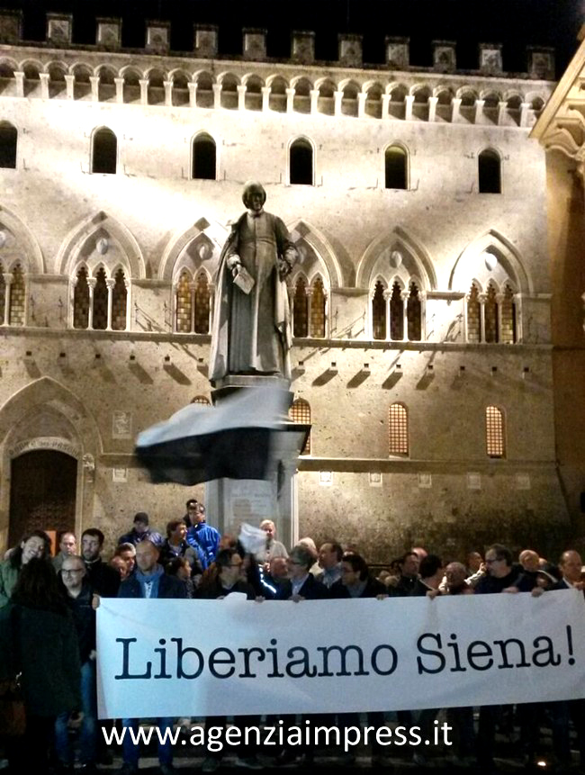 Siena, la marcia di liberazione e il caso David Rossi