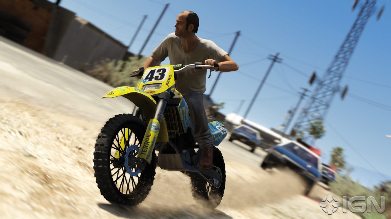 Firenze come Grand Theft. Ferisce un agente e scappa, arrestato
