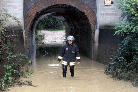 Maltempo nel grossetano, strade allagate e sottopassi chiusi