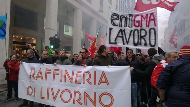 Un corteo contro la crisi, scatti dallo sciopero generale di Livorno