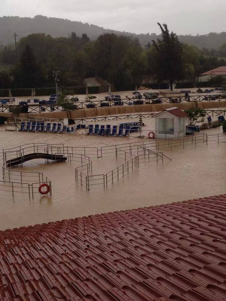 Alluvione in Maremma, primi indagati in attesa delle perizie sui ponti crollati