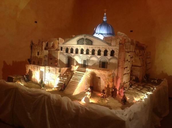 Presepi in mostra a Bettolle fino al 6 gennaio, le Contrade raccontano la Natività