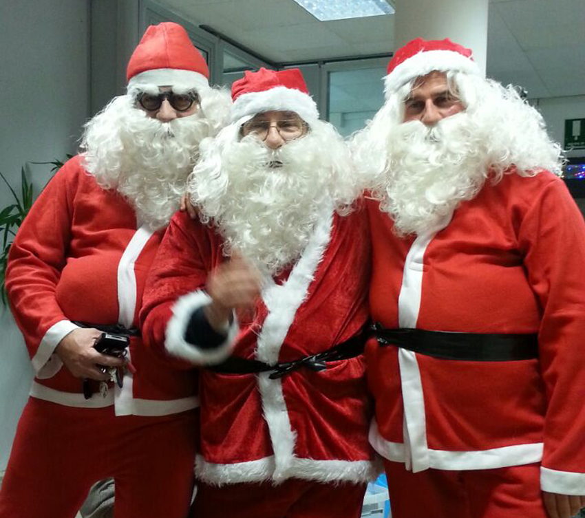 Babbo Natale a domicilio e brindisi beneaguranti, festa tra soci e volontari