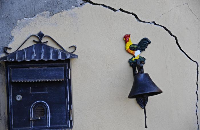 Weekend “scosso” in Toscana. Scuole chiuse a Sansepolcro, Messe all’aperto nel Chianti