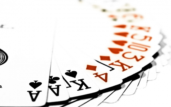 Contro le mafie e i poteri forti, il 16 gennaio a Firenze le carte da gioco come strumento di …