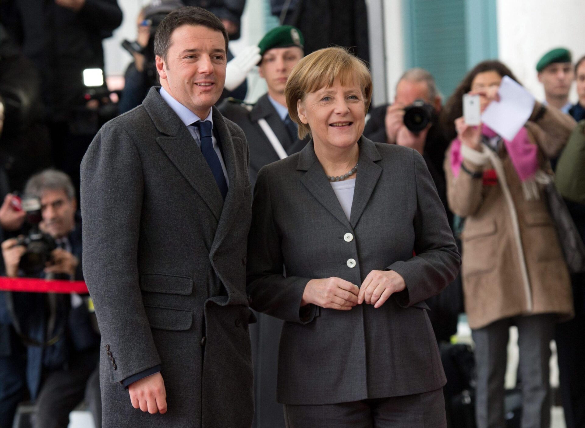 Vertice Renzi-Merkel a Firenze, la Questura: «Attenzione alta ma nessun allarme»