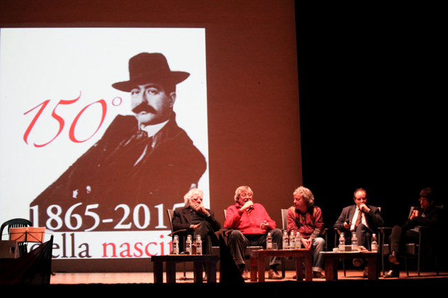 Rosignano omaggia l’anarchico Pietro Gori e ricorda le vittime di Charlie Hebdo