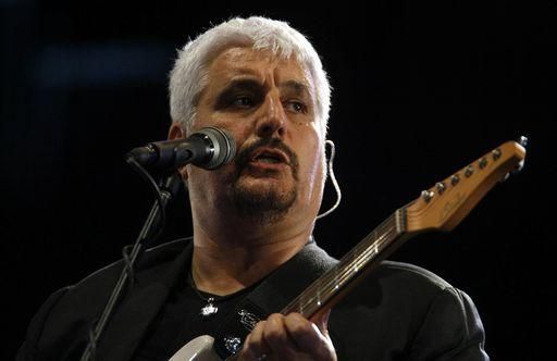 La musica italiana piange Pino Daniele, morto nel suo casale a Magliano in Toscana