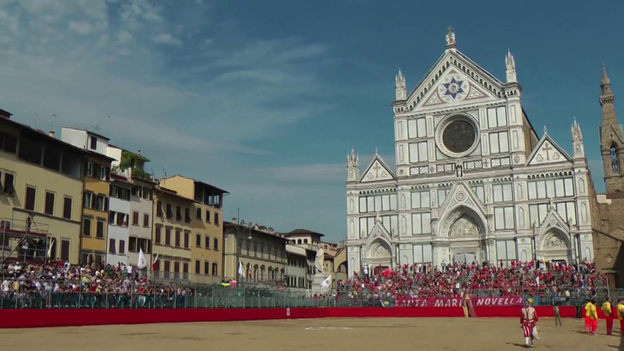 Firenze si prepara alla partita dell’assedio, sfida storica in Piazza Santa Croce