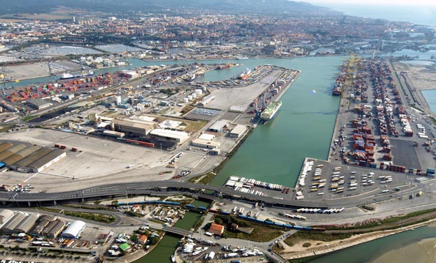 Fermato il superlatitante Palamara: tra i “padroni” del porto di Livorno