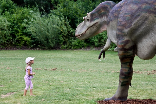 Il mondo dei dinosauri a Livorno fino al 17 maggio, in mostra 50 modelli a grandezza naturale