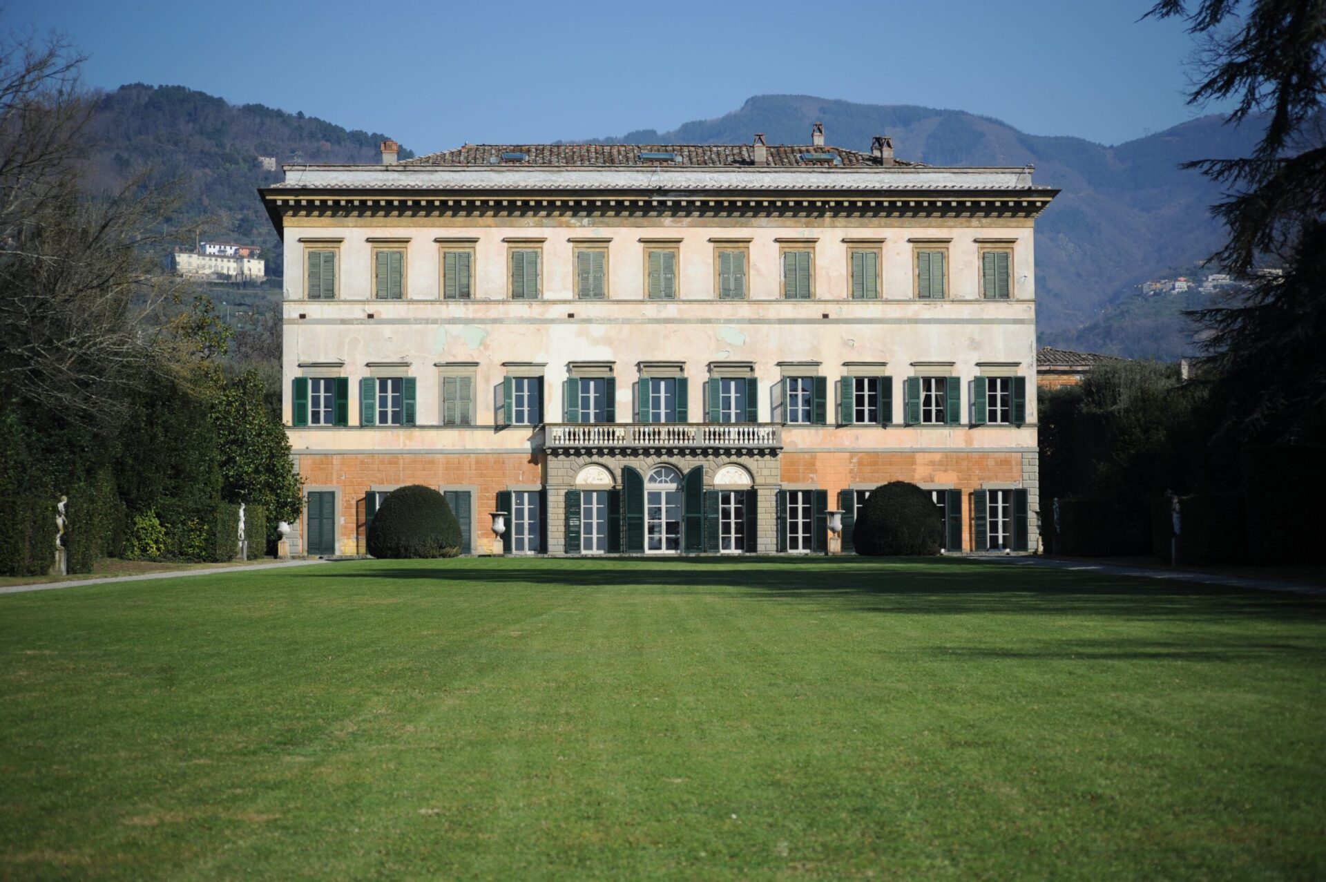 Venduta Villa Reale di Marlia. Diventerà un hotel extra-lusso