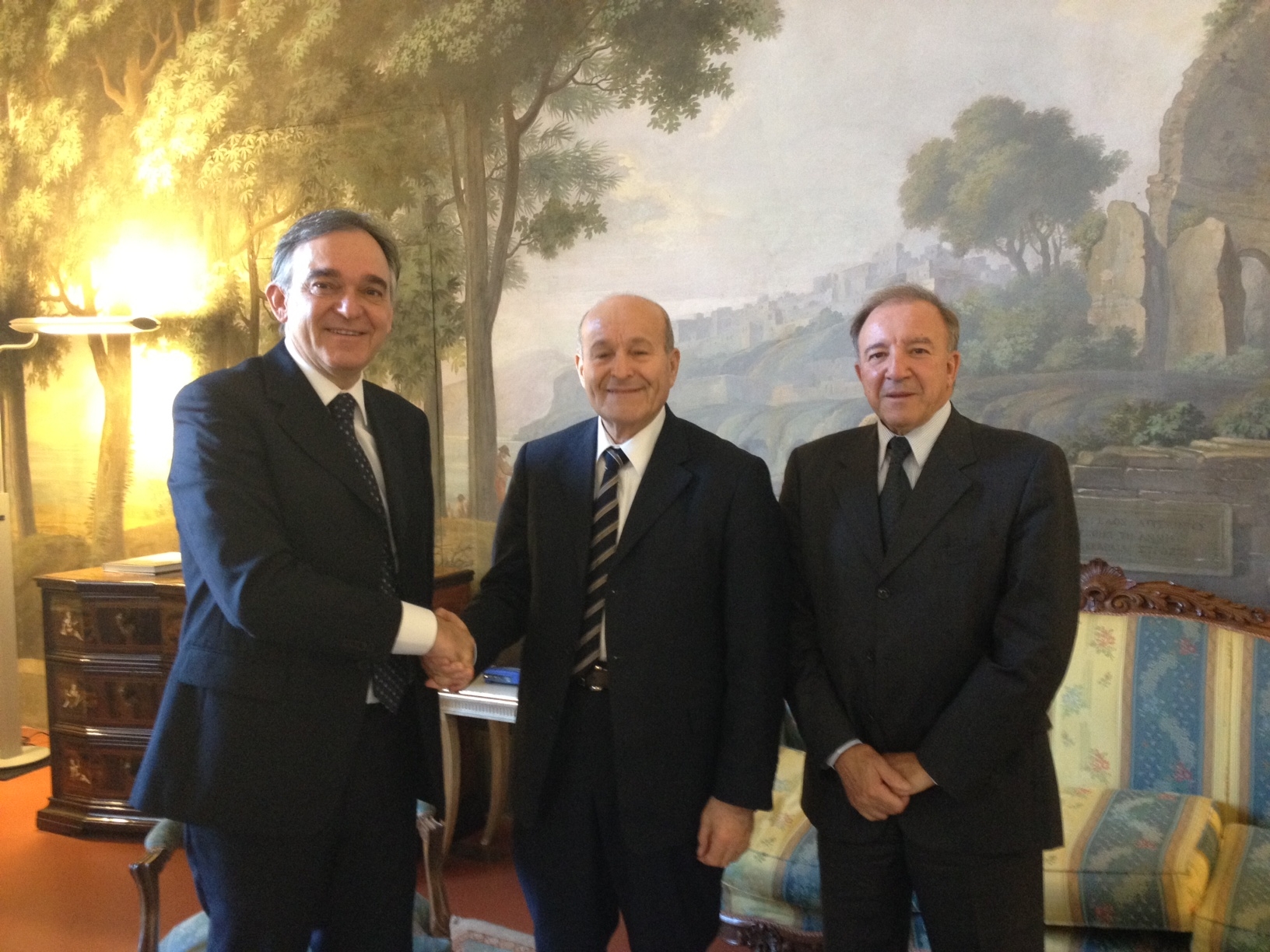 Giallo Lucchini. Gli algerini bloccano la vendita, il sindaco di Piombino smentisce