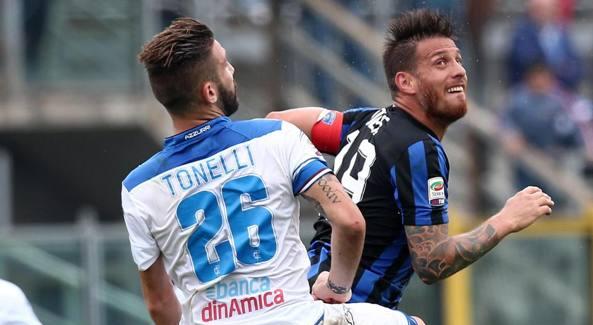 Spogliatoio-ring. Denis colpisce Tonelli nel post-gara di Atalanta-Empoli