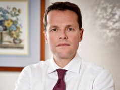 Morte David Rossi, i Ris: “Quando è precipitato, qualcuno lo teneva per il polso”. Torna a farsi strada l’ipotesi omicidio