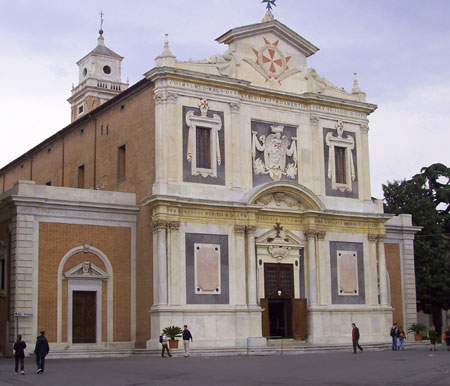 Arte inaccessibile. Restauro finito ma resta chiusa la chiesa progettata dal Vasari