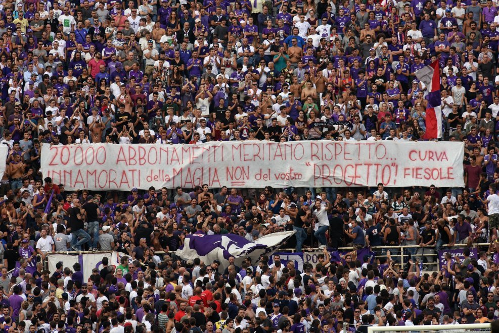 Fulmine a ciel sereno. Fiorentina, Della Valle: «Clima inquietante»