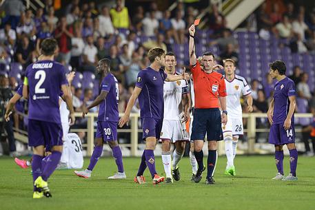 Falsa partenza. Fiorentina, il Basilea non perdona. Solo fiele per i Paulo Sousa boys