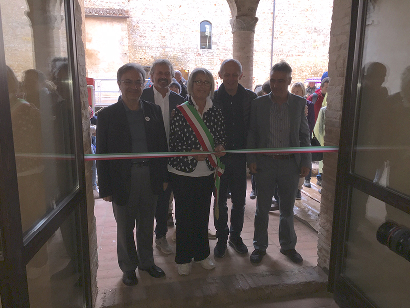 Sulla Francigena. Monteriggioni inaugura il rinnovato ostello di Abbadia Isola