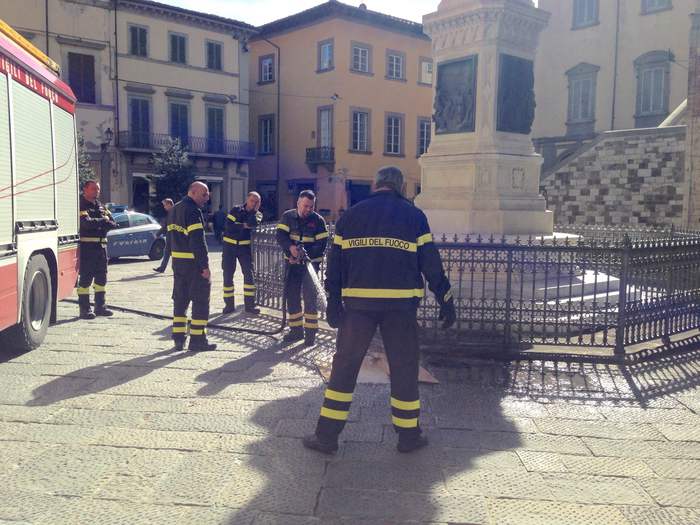 Gesto disperato. 53enne minaccia di darsi fuoco per le sue precarie condizioni  sociali
