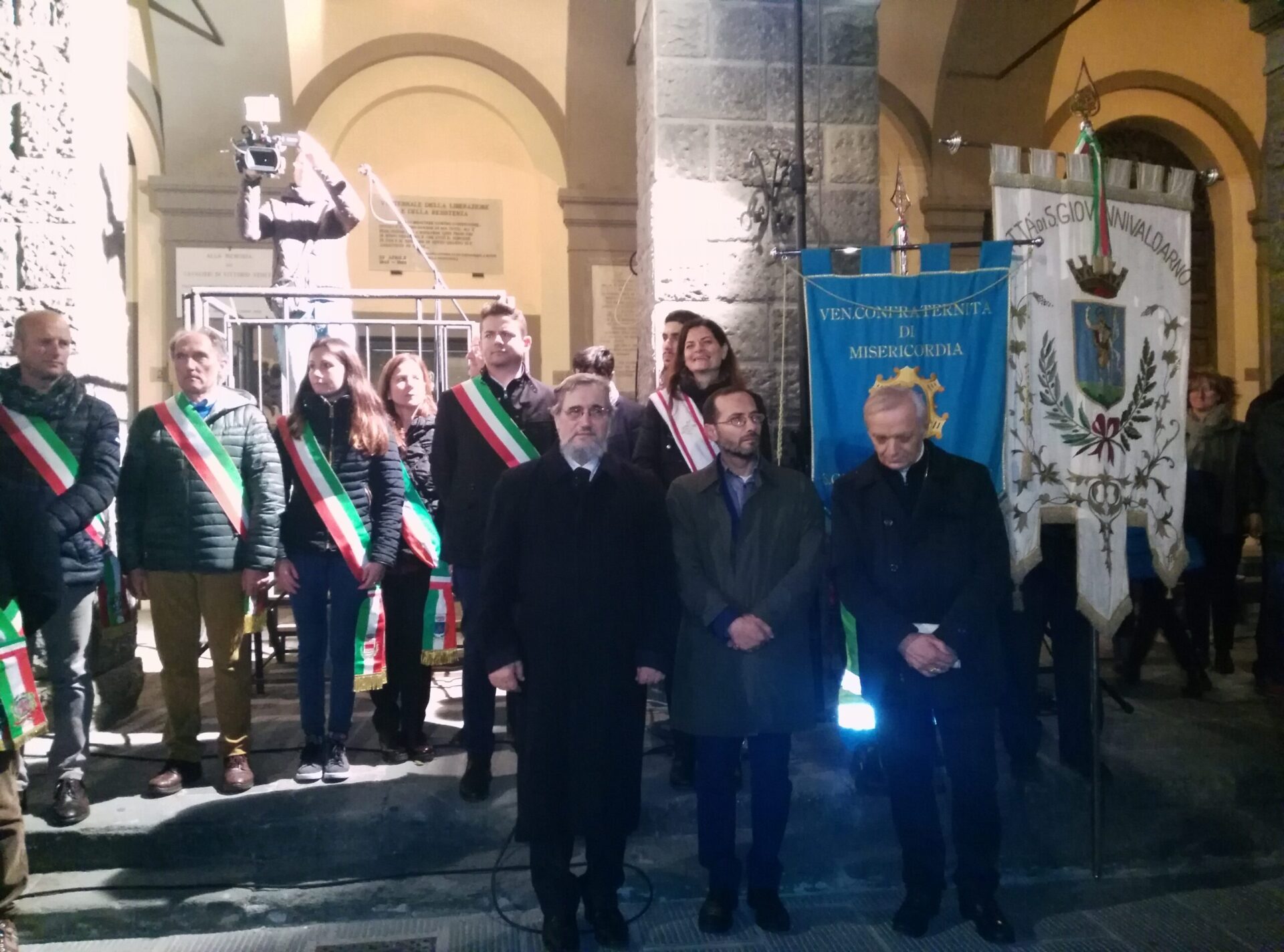 Insieme per la pace. Le tre grandi religioni monoteiste marciano in Valdarno per le vittime del terrorismo