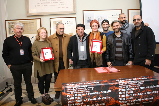 Premi alla musica. Luchi e i Roots United trionfano nel segno di Piero Ciampi